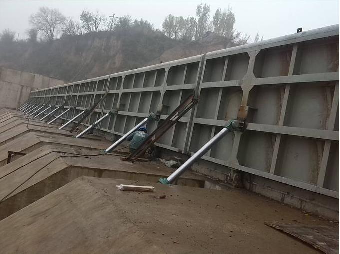 ���̰���