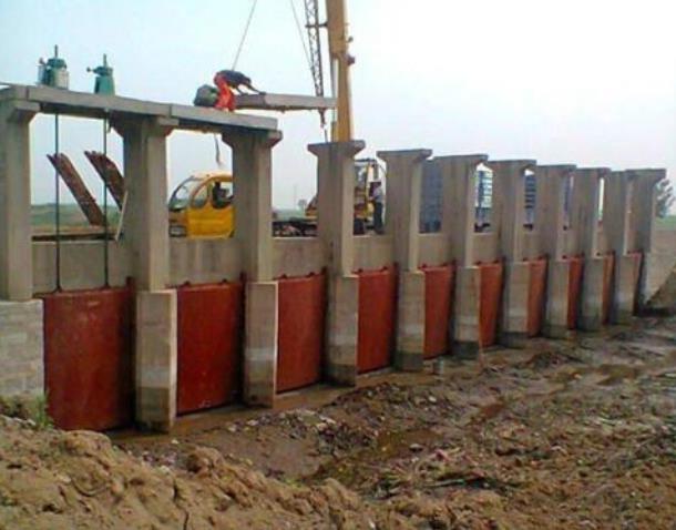 ���̰���