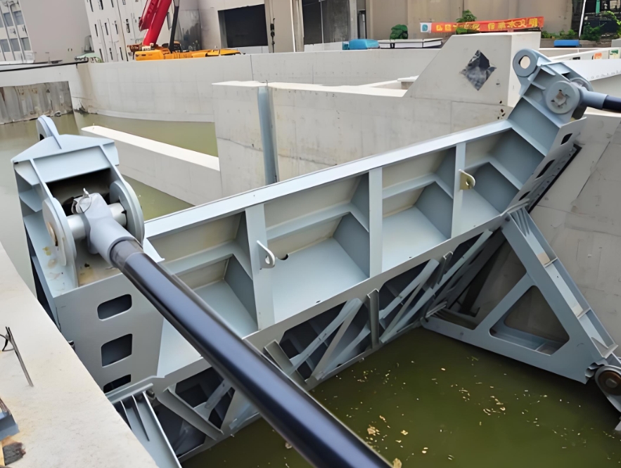 �º����ҽ�ˮ����е��